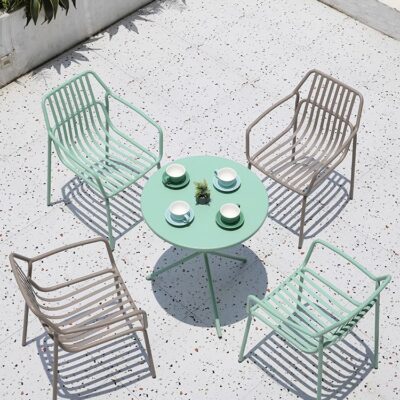 Ngoài trời chống nước và chống nắng sắt rèn bàn tròn nhỏ ban công ngoài trời bàn ăn thông thường và ghế kết hợp biệt thự sân vườn bàn ngoài trời