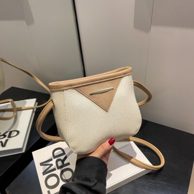 Túi đeo chéo nữ đơn giản thời trang túi vuông nhỏ mùa hè 2023 kết cấu thích hợp mới Túi đeo vai kiểu Pháp bán buôn