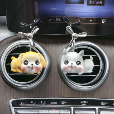 Nước Hoa Ô Tô Ổ Cắm Mặt Dây Hoạt Hình Dễ Thương Doraemon Kẹp Nước Hoa Ô Tô Hương Thơm Nhẹ Nhàng Cho Nam Và Nữ