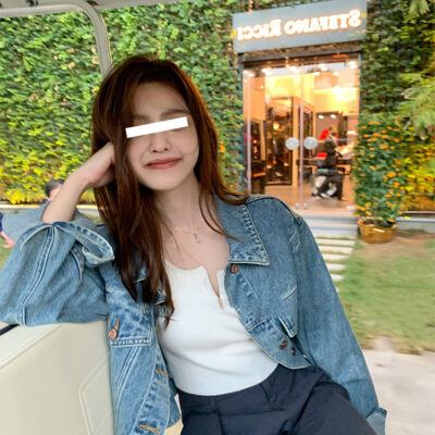 Lưới đỏ cùng phong cách eo cao ngắn retro cũ màu xanh nhạt áo khoác denim áo khoác nữ hàng đầu mùa xuân mới 2023