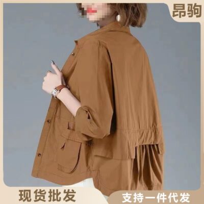 Áo khoác mùa xuân mỏng phần áo khoác ngắn đầu mùa xuân và mùa thu mẹ thời trang nhỏ áo sơ mi áo gió áo khoác phụ nữ hàng đầu