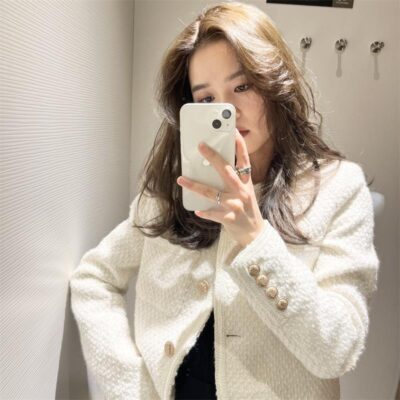 Một thế hệ UR mùa thu ngọt ngào tự trồng kết cấu hương thơm nhỏ áo khoác ngắn nữ WG36R1EN2001