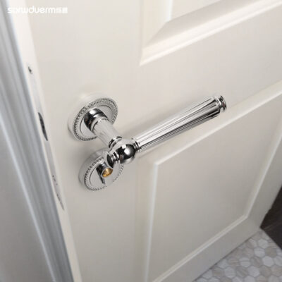 Sáng Bạc Khóa cửa Trong Nhà Phòng Ngủ Tay Nắm Cửa Phong Cách Hút Nam Châm Khóa cửa Tắt Tiếng Chia Hộ Gia Đình Khóa cửa Gỗ