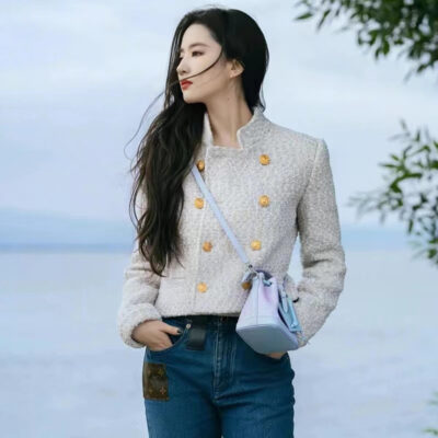 Áo khoác vải tuýt hai hàng khuy ngắn màu trắng nhạt dành cho nữ quần áo mùa xuân dáng rộng và mỏng kiểu Pháp áo khoác nhỏ có mùi thơm phù hợp với bộ đồ nhỏ