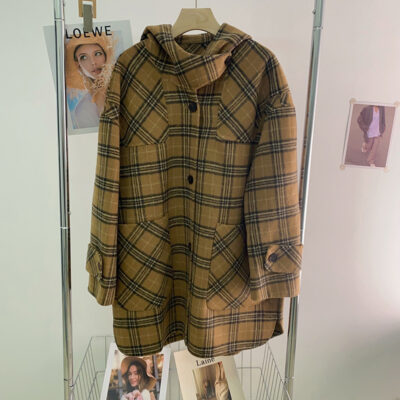 Phiên bản Hàn Quốc Áo khoác cashmere kẻ sọc hai mặt có mũ trùm đầu dành cho nữ có độ dài trung bình giảm tuổi Áo khoác len Úc mùa thu đông
