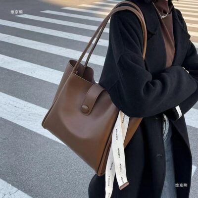 Túi lớn cảm giác túi mới túi đeo vai phong cách retro mùa thu đông dành cho nữ Túi tote đi làm sức chứa lớn