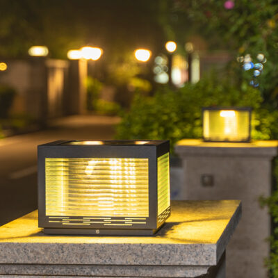 Đèn cột năng lượng mặt trời ngoài trời chống nước biệt thự sân vườn cổng đèn tường ban công sân ngoài trời cửa đèn cột