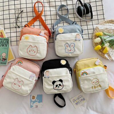 Nhật Bản Bông Tai Kẹp Phong Cách Hoạt Hình Bé Gái Túi Vải Mới Ins Mềm Mại Dễ Thương Bé Gái Túi Đeo Vai Thời Trang Túi