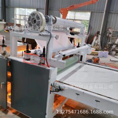Máy cán màng PET có độ bóng cao tự động màng keo nóng chảy máy cán phẳng màng pha lê carbon nhà sản xuất máy veneer gỗ veneer