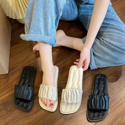 Dép đi trong nhà phong cách mới áo khoác ngoài của phụ nữ lưới dép màu đỏ và dép đi trong nhà chống trơn trượt chống mài mòn thời trang cổ tích thời trang mùa hè giày đi biển xỏ ngón