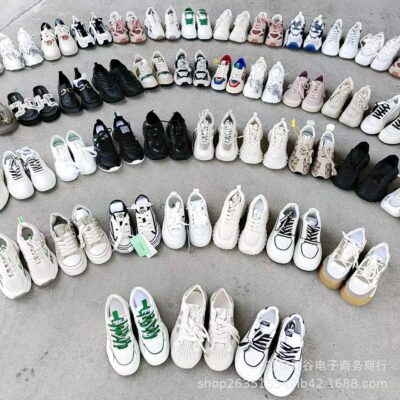 Xả kho giày gia công mậu dịch xuyên biên giới cung cấp giày nhà máy đuôi hàng giày sạp đường phố giày thể thao nữ bán buôn