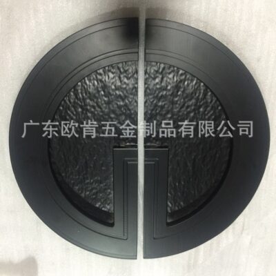 Quảng Đông Ouken Phần cứng Mới Hình bán nguyệt cổ điển Trung Quốc Tay đánh Kết cấu Tay nắm cửa bằng đồng đen mờ