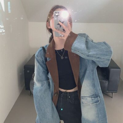 Áo khoác denim phù hợp với áo khoác mùa xuân của phụ nữ Hồng Kông phong cách retro tất cả các trận đấu khâu thiết kế cảm giác thích hợp phù hợp với áo khoác