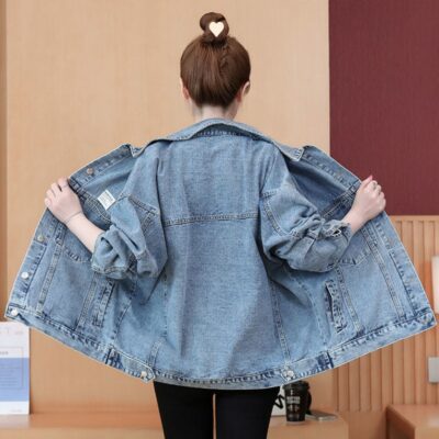Áo khoác ngắn cỡ lớn denim nữ mùa xuân và mùa thu mới 2023 phiên bản Hàn Quốc phổ biến phù hợp với mọi lứa tuổi áo khoác gió BF hàng đầu