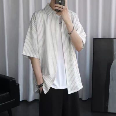 Áo sơ mi kẻ sọc mùa hè áo khoác nam phong cách Hồng Kông Nhật Bản quần áo phóng khoáng phiên bản Hàn Quốc xu hướng áo sơ mi nam ngắn tay mùa hè