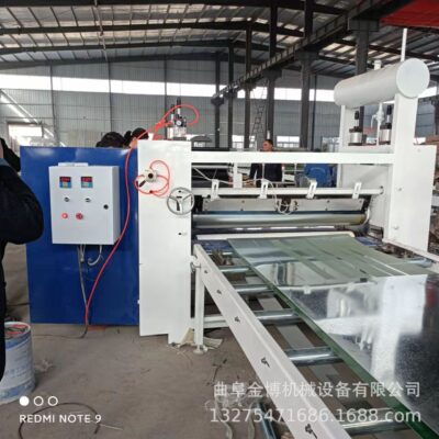 Máy cán màng PVC tấm thép mạ kẽm nóng tự động cuộn và cuộn lại máy veneer tấm thép mạ kẽm kim loại có độ bám dính cao