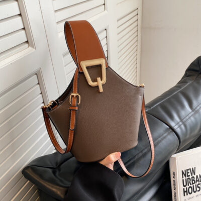 Túi thiết kế thích hợp mới cho phụ nữ hợp thời trang kết cấu thời trang túi xách giản dị đơn giản màu sắc tương phản túi đeo vai đơn