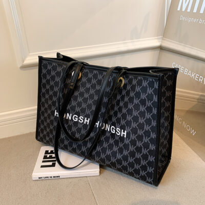 Túi sức chứa lớn 2023 túi nữ mới thời trang đi làm phong cách cổ điển túi đeo vai phù hợp với tất cả các sinh viên đại học túi tote lớp