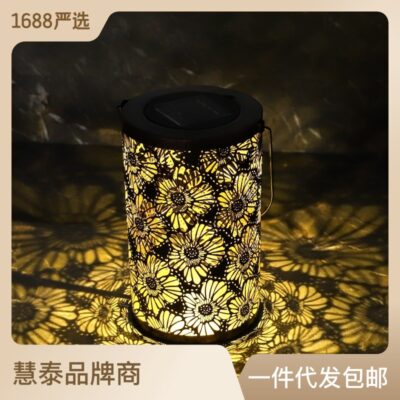 Sắt Rèn Năng Lượng Mặt Trời Đèn Ngoài Trời Rỗng Hoa Chiếu Di Động Đèn Lồng Sân Vườn Ngoài Trời Cảnh Quan Đèn Trang Trí Sân Vườn