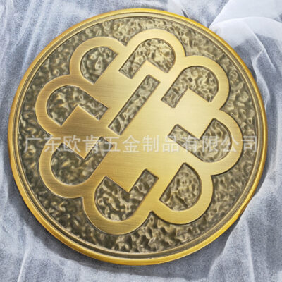 Bán buôn tấm nhôm đặc chạm khắc chạm khắc khách sạn tay nắm cửa đôi phong cách cổ biệt thự cửa gỗ chắc chắn tay cầm hình bán nguyệt