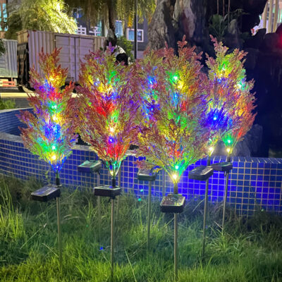 Đèn LED năng lượng mặt trời ngoài trời cắm đất bốn màu Giáng sinh cây thông và cây bách cắm đất bãi cỏ đèn trang trí lễ hội sân vườn đèn