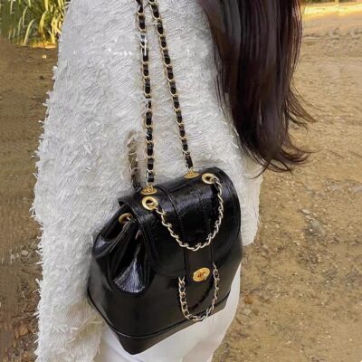 Túi nhỏ đeo vai gió thơm nữ 2023 ba lô học sinh dây xích hợp thời trang mới túi du lịch một vai đa năng