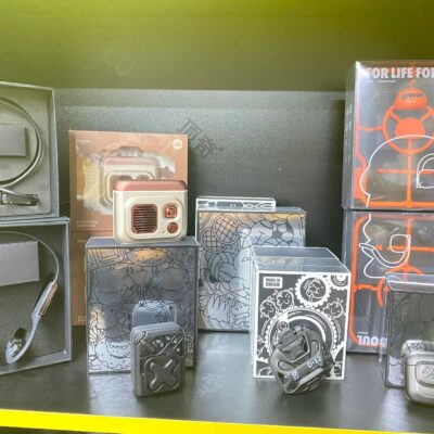 Loa bluetooth không dây loa siêu trầm siêu nặng thép nhỏ pháo thẻ âm thanh chất lượng âm thanh cao di động gia đình âm lượng lớn