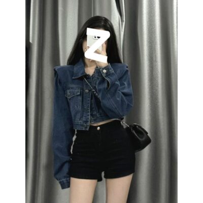 Áo khoác ngắn denim mùa xuân mới ngọt ngào mát mẻ đệm vai áo khoác ngắn nữ phiên bản Hàn Quốc phong cách Hồng Kông phù hợp với áo khoác hàng đầu triều