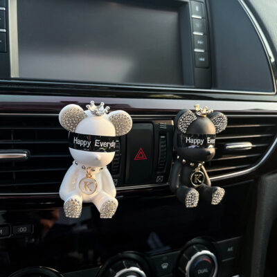 Tại chỗ bán buôn thạch cao bạo lực gấu xe thơm điều hòa không khí thoát nước hoa hương thơm lâu dài xe trang trí đồ trang trí