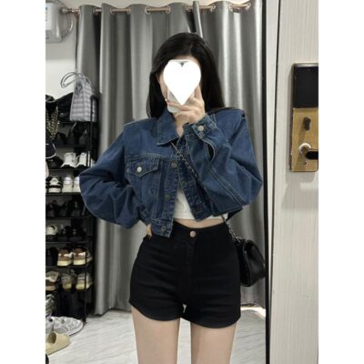 Áo khoác denim nữ đoạn ngắn mùa xuân mới đệm vai áo khoác denim nữ hot girl phiên bản Hàn Quốc áo khoác dạ hàng đầu triều