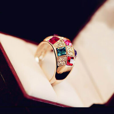 Nhẫn Kim Cương Nữ Châu Âu và Châu Mỹ Nhiều Màu Mặt Hàng Nhẫn Khảm Đá Nhà Sản Xuất Bán Buôn