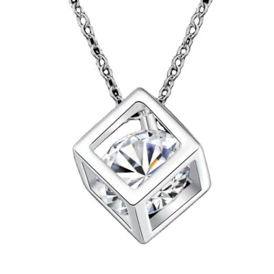 Hình Học Thời Trang Khối Lập Phương Rubik Vòng Cổ Nữ Châu Âu Và Châu Mỹ Sáng Tạo Zircon Mặt Dây Chuyền Vòng Cổ Xương Đòn Chuỗi Bán Buôn LKNSPCN750