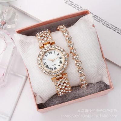 Đồng hồ quà tặng ngoại thương đồng hồ đeo tay nữ hai mảnh đính đầy kim cương Đồng hồ nữ mặt La Mã đầy sao đồng hồ thời trang phù hợp với tất cả