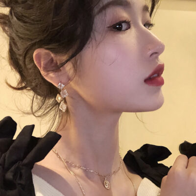 Bông tai bạc s925 kim khí chất ins bông tai nữ bông tai tua rua siêu cổ tích lưới đỏ phiên bản Hàn Quốc phụ kiện tai đơn giản phù hợp với tất cả