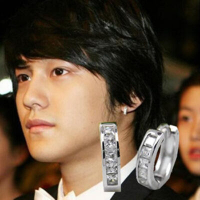 Phiên bản Hàn Quốc của kim cương Thụy Sĩ hình vuông đơn giản khí chất cặp đôi tai khóa đèn flash kim cương bông tai thời trang hình vuông bông tai nam nữ bông tai bán buôn