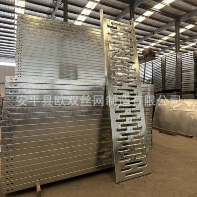 Bảng lối đi đường hầm lá chắn tàu điện ngầm tích hợp dập bảng lối đi đường hầm an toàn chống trượt một số lượng lớn các điểm có thể được tùy chỉnh