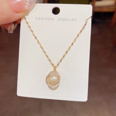 Đính đá zircon cao cấp bao quanh vòng cổ ngọc trai nước ngọt thời trang thích hợp cho nữ dây chuyền xương đòn khí chất đơn giản và linh hoạt