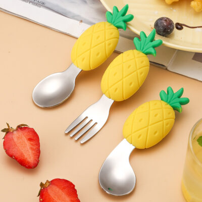 Muỗng nĩa silicone xuyên biên giới bé tập ăn muỗng cán ngắn cho bé tập ăn bổ sung thìa inox bộ đồ ăn trẻ em