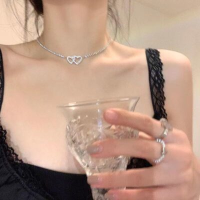 Kim Cương Giả Tình Yêu Xương Đòn Dây Chuyền Nữ Nhẹ Sang Trọng Thiết Kế Hốc Cảm Giác Vòng Cổ Choker Vòng Cổ Đơn Giản Phòng Thu Phụ Kiện Cao Cấp