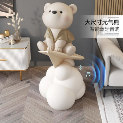 Sáng tạo gấu di chuyển món quà tân gia lớn trang trí từ trần đến sàn phòng khách tủ tivi sofa bên cạnh đèn trang trí nhà sang trọng