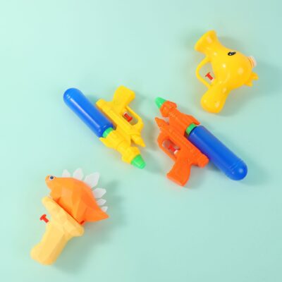 Đồ chơi trẻ em súng nước nhỏ 味zi súng nước cho bé 3 tuổi 2 bé trai và bé gái mini trumpet phim hoạt hình đồ chơi nước