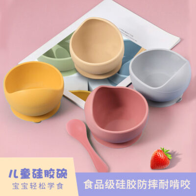 Bộ đồ ăn bằng silicon hoạt hình trẻ em đĩa thìa nĩa thức ăn cho bé bổ sung bát bán buôn bát silicone cho bé