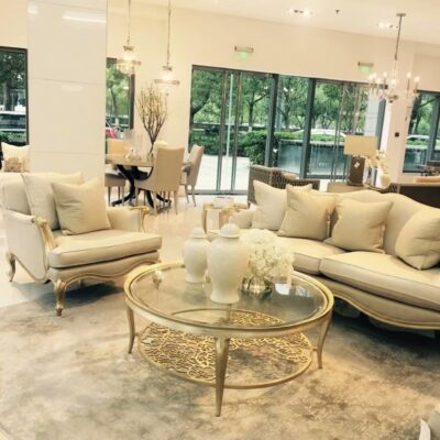 Ánh sáng Mỹ sang trọng gỗ nguyên khối bàn cà phê tròn kính cường lực kim loại nhỏ bên bàn đơn giản thời trang phòng khách kết hợp nhà máy tại chỗ