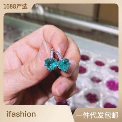 Màu sắc tình yêu kho báu màu xanh lá cây Hoa tai khảm đá zircon cấp AAA hoa tai rỗng nhiều lớp Phong cách Âu Mỹ Hoa tai theo đợt hỗn hợp phong cách ins