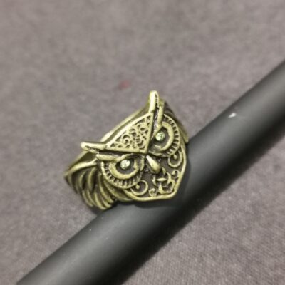 Hoa văn khắc 3D quốc tế châu Âu và Mỹ cá tính độc đoán sáng tạo độc đáo khảm kim cương giả cổ vàng cú có thể điều chỉnh nhẫn