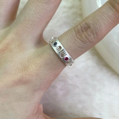 Màu rỗng đá quý nhẫn kim cương nữ niche thiết kế retro lưới đỏ nóng phong cách cao cấp phù hợp mở đầu trang sức