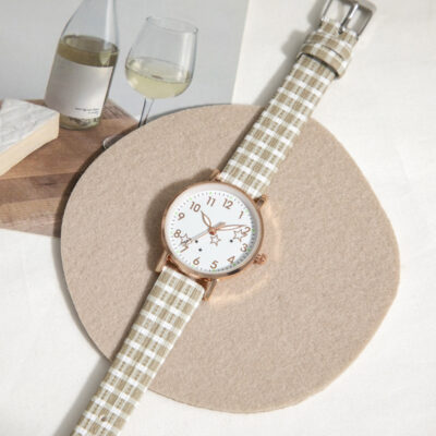 Đồng hồ gió ins ngôi sao phát sáng nữ nữ học sinh trung học cơ sở lưới khí chất đơn giản đồng hồ thạch anh cô gái nhỏ tươi mát