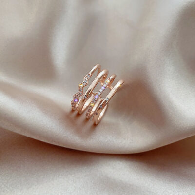 Ins thích hợp thiết kế cao cấp cảm giác siêu nhỏ kim cương khảm chiếc nhẫn nữ nổi tiếng trên Internet với cùng một đồ trang sức cá tính xếp chồng lên nhau