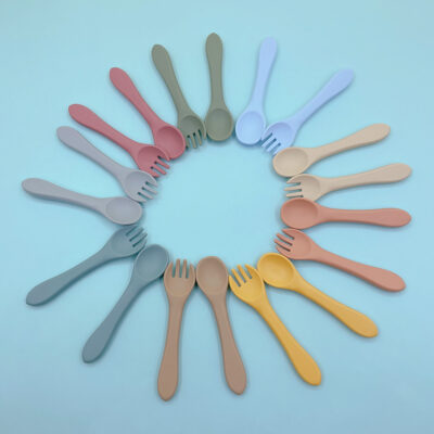 Trẻ Em Full Dẻo Silicone Tay Cầm Dài Muỗng Nĩa Bữa Ăn Cho Bé Tập Ăn Dụng Cụ Cho Bé Đầu Nĩa Bổ Sung Bộ Thực Phẩm