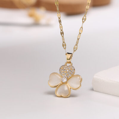 Trong Suốt May Mắn Hoa Bốn Lá Vòng Cổ Thép Titan Nữ Ánh Sáng 18K Xu Hướng Sang Trọng Không Phai Màu Dây Chuyền Xương Đòn Opal Không Gây Dị Ứng